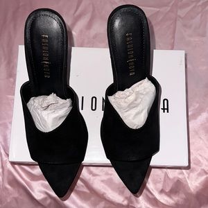 Fashion nova black heels
